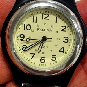 Waltham Vintage Men's Black 24 Hour Wrist WatchWaltham Vintage Men's Black 24